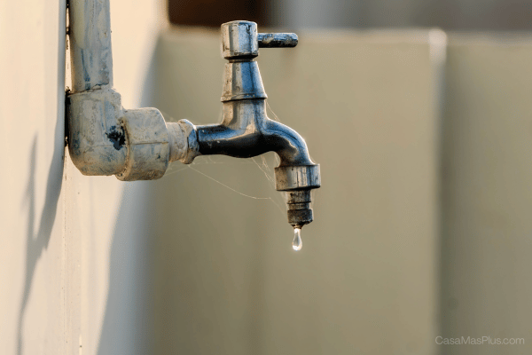 Electroválvulas y sensores de agua: cómo previenen daños graves en tu hogar
