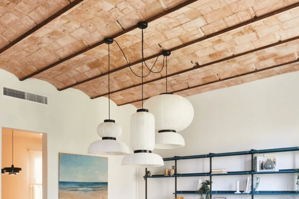 Cómo usar el color en techos para transformar visualmente cualquier habitación